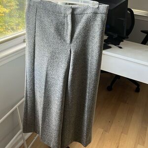 Wide legged cropped pants